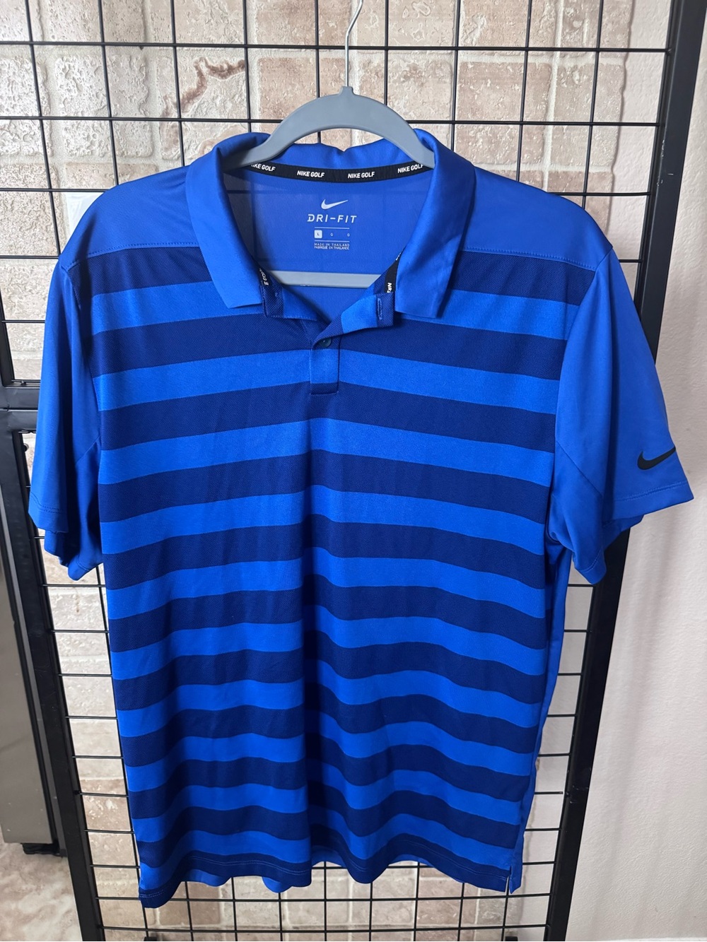 Nike Golf Polo Shirt Mens Large Blue Striped Standard Fit Dri Fit Casual